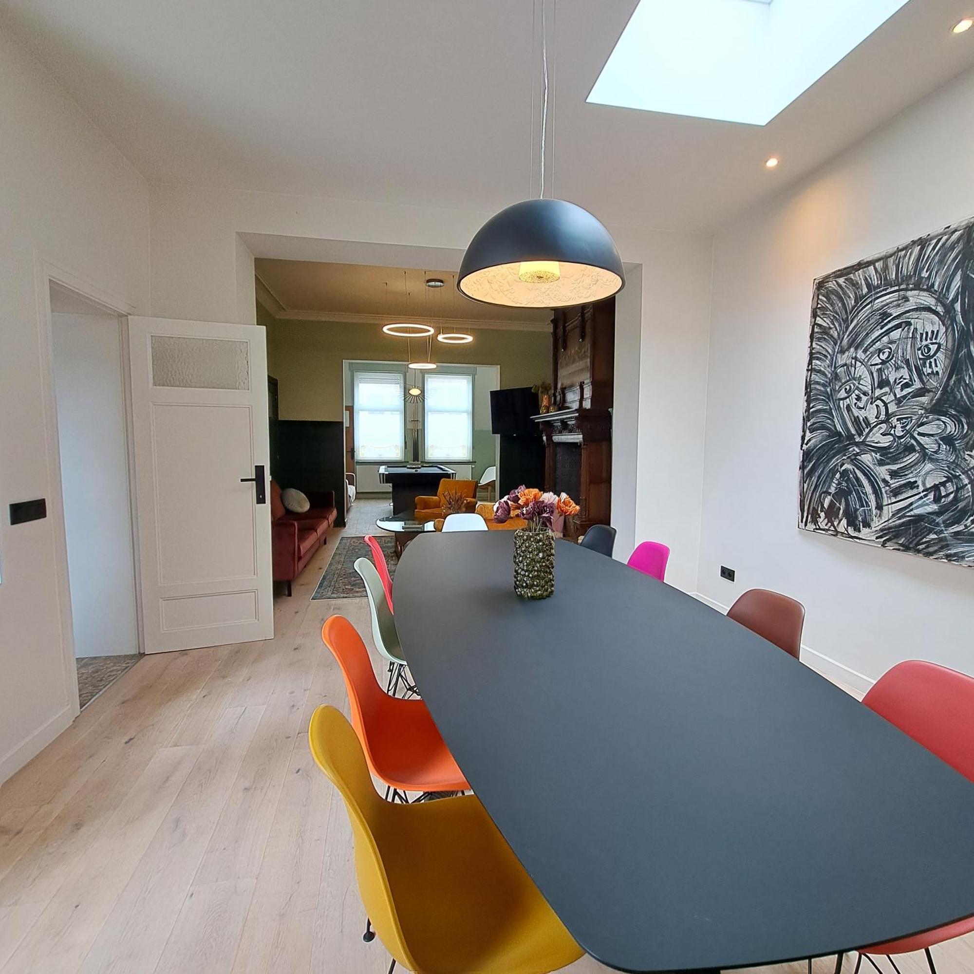 Villa Cezar - Big House At The Center Of Bruges - Free Parking Номер фото